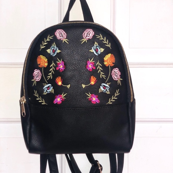 art class Handbags - Embroidered Backpack